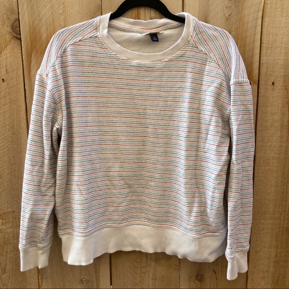 Universal Thread women’s medium pullover sweater